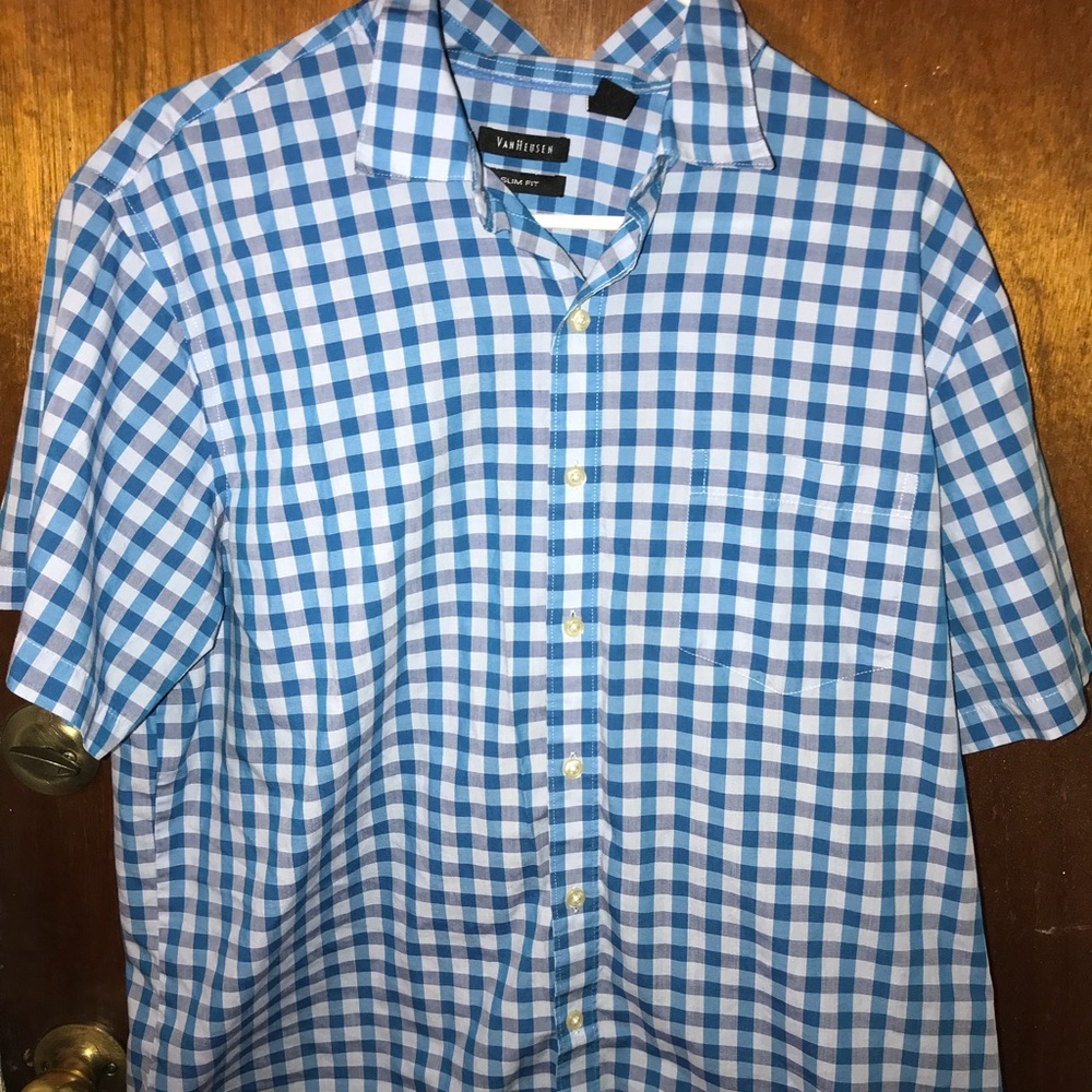 MENS VAN HEUSEN BUTTON DOWN SHIRT